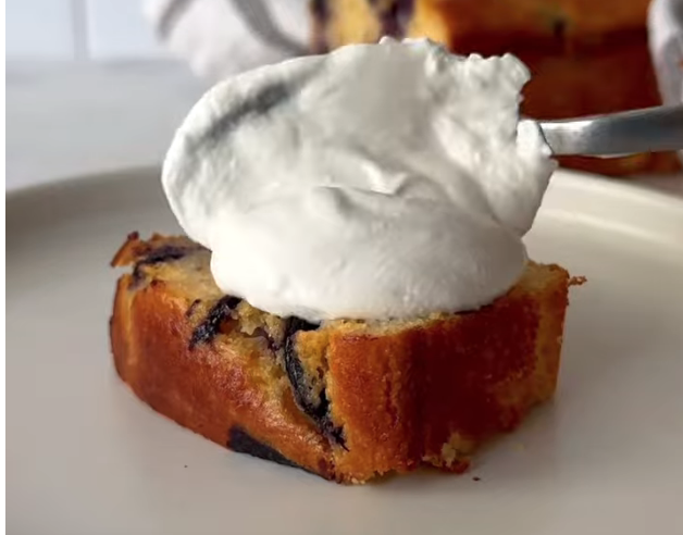 Panque de blueberries y limón con harina de almendras y coco